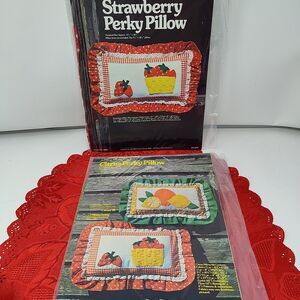 2X Vintage Yours Truly Strawberry & Citrus Perky Pillow Kit, 1977 MadeIn USA New